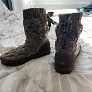 Ugg boots cardi